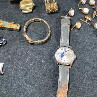 Lot 261. Assortment of Watches and Cufflinks