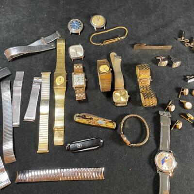 Lot 261. Assortment of Watches and Cufflinks