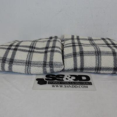 2 Gray/White Buffalo Plaid Throws, 100% Polyester, 49in x 62in
