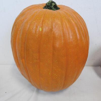 4 Faux Pumpkins, 1 Tall, 3 Medium Size, 2 w/Tags, Good Condition