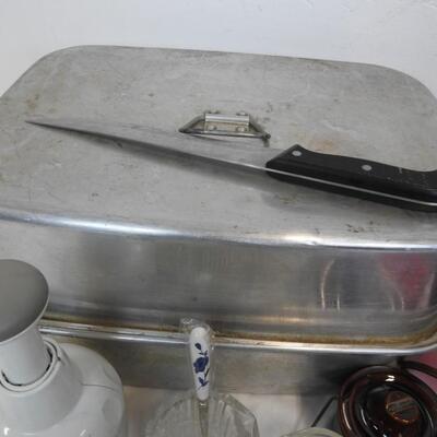 Kitchen Lot: Roasting Pan, Tupperware Bowl, Pampered Chef Chopper, Mixer-Works