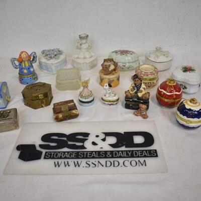 18 Trinket Boxes: 3 Musical, 3 Metal, 3 Christmas, Fairy w/ 2 Wands & Fake Tooth