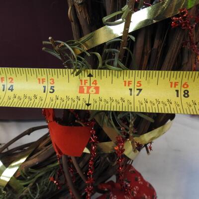 Christmas Items: 18in Wreath,Ornaments,Stacking Boxes,Bear Platter,Includes Tote