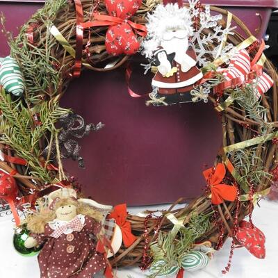 Christmas Items: 18in Wreath,Ornaments,Stacking Boxes,Bear Platter,Includes Tote