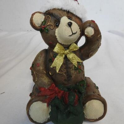 Christmas Items: 18in Wreath,Ornaments,Stacking Boxes,Bear Platter,Includes Tote