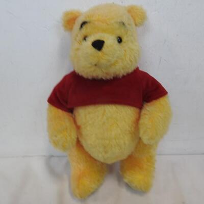 Vintage Disney Store 2002 Winnie The Pooh Plush, 12" Moveable Legs