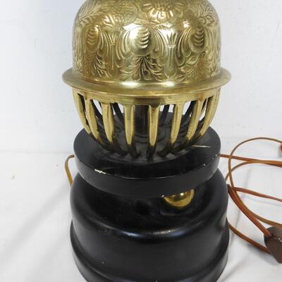 Vintage Tall Brass Mid Century Middle Eastern Style Lamp, Great Condition, WORKS