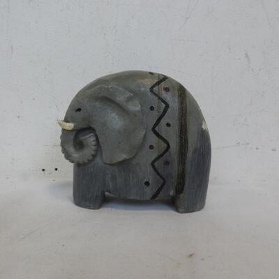 4 pc Elephant Memorabilia, Ceramic, Painting