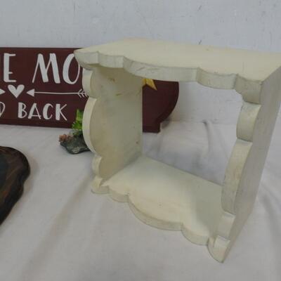 11 pc Decor: Sculptures, Wall Decor, etc