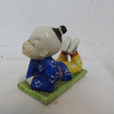 Chinese Boy & Girl Porcelain Figurines (Girl Reparied) Vintage, Made in Japan