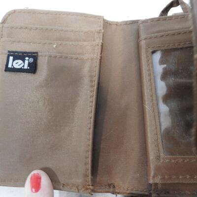 Purses: 2 Black, 1 Brown, 1 Multi-Colored, Wallets: Brown & Paisley
