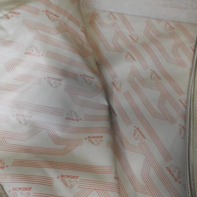 Jordache Tapestry Garment Bag, Several Pockets, Hanger, Folds To Make Compact