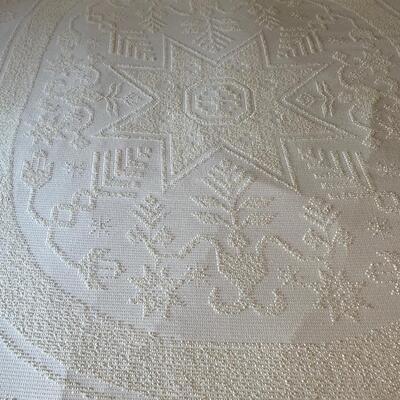 Lot 276  Vintage Chenille Bedspread - King