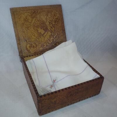 Victorian Hanki Box