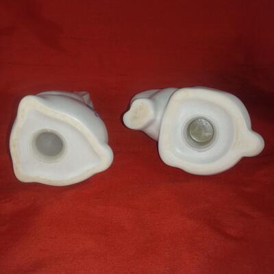 Pfaltzgraff Stoneware Bunny Salt and Pepper Set