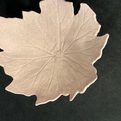 Lot 17A. Set of 3 Leaf Bowls
