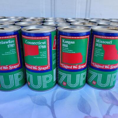 25 7UP STATE COLLECTABLE CANS