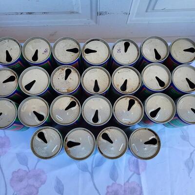 25 7UP STATE COLLECTABLE CANS