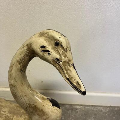 Ceramic Swan (G-MG)