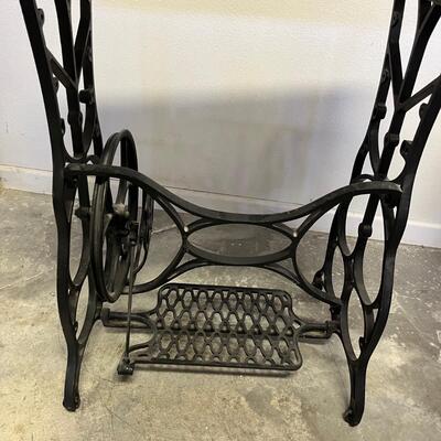 Treadle Base Table (G-MG)