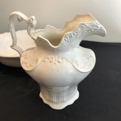 Roger Ceramic Washbasin and Pitcher (DR-JF)