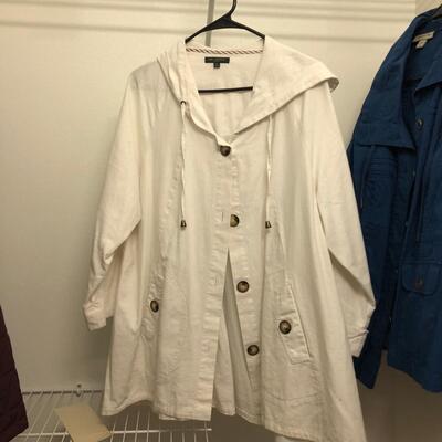 Coats & More Sizes M/L Includes Eddie Bauer, Liz Clairborne, Chicos + more (GB-PS)