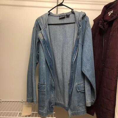 Coats & More Sizes M/L Includes Eddie Bauer, Liz Clairborne, Chicos + more (GB-PS)