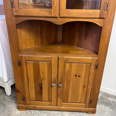 Mastercraft Corner Cabinet (G-MG)