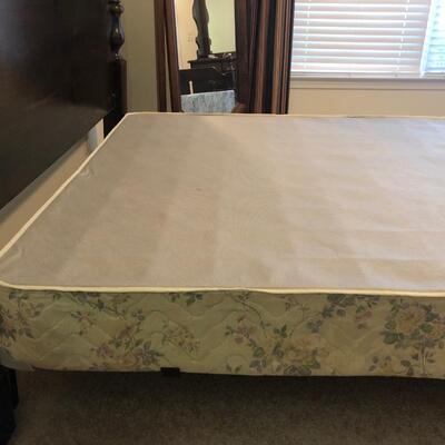 Wooden Queen Bed  (GB-PS)