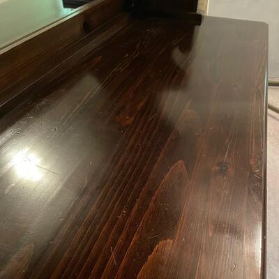 Eleven Drawer Dresser w/ Vanity & Hutch (GB - SS)