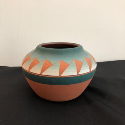 Deb Worsham Signed Handmade Pottery Vase (K-JF)