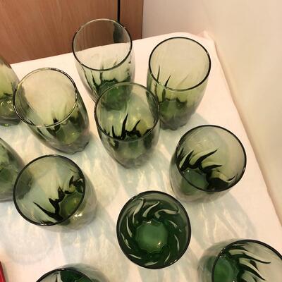 14 Green Water Glasses, 1 Colorful Bowl & More (K-JF)