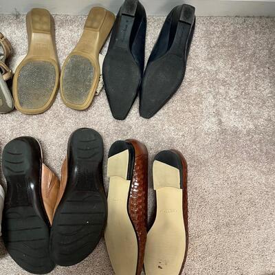 Womens Sandals and Shoes Size 9-9.5 (MBB-PS)