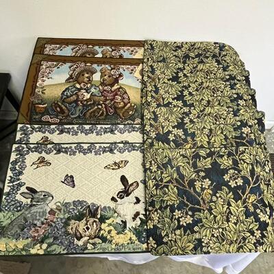 The Tag Along of Asheville Bag Plus More Bags & Placemats (G-MG)