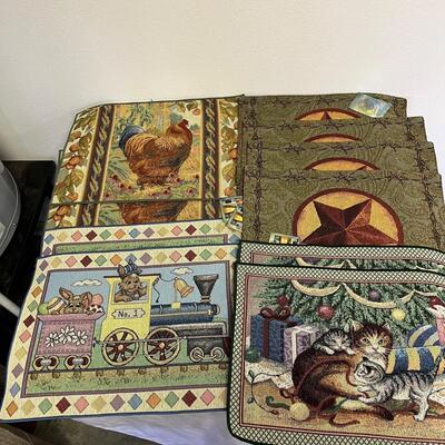 The Tag Along of Asheville Bag Plus More Bags & Placemats (G-MG)