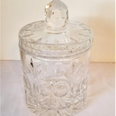 Lot #21  Crystal Biscuit Barrell