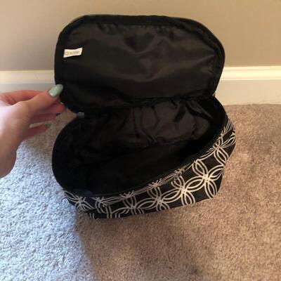 Scarves, Hats, Handkerchiefs and more (MB-PS)