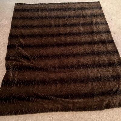 Animal Print Throws, Blankets & Fringed Throw Pillows (MB-PS)