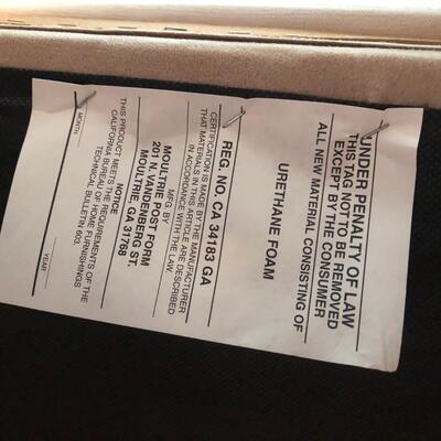 Ceramic Vase With Wall Shelf  & Chair (MB-PS)