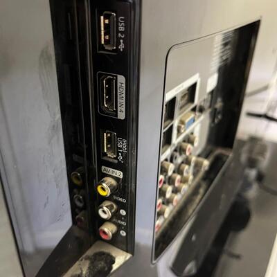 Samsung 40â€ TV (G-MG)