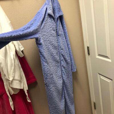 Robes & Sleepwear Including New With Tags (MBB-PS)
