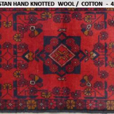 Fine quality,  Afghan Hand Knotted Vintage Rugs,4' X 6'                         
on Perfect Conditions 
Retail Price= $1900
Below our...
