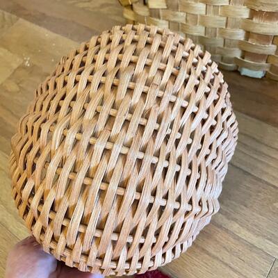 Handled Baskets and Woven Heart (GB - SS)