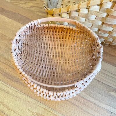 Handled Baskets and Woven Heart (GB - SS)