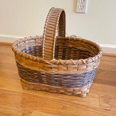 Unique Branch Basket, Nest, & Other Woven Delights (GB - SS)