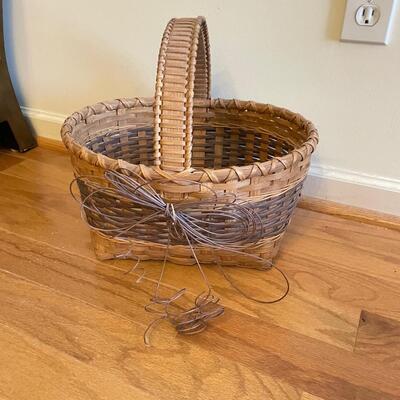 Unique Branch Basket, Nest, & Other Woven Delights (GB - SS)
