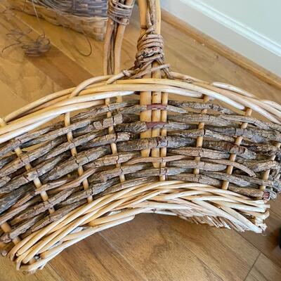 Unique Branch Basket, Nest, & Other Woven Delights (GB - SS)