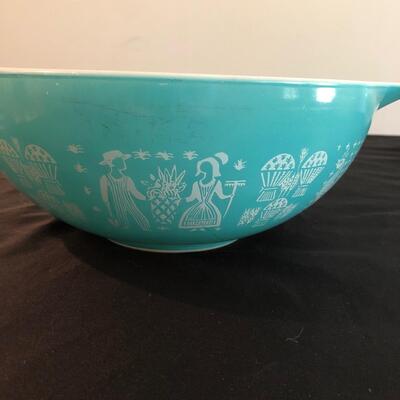Vintage Pyrex Amish Butterprint Cinderella Turquoise 3 Nesting Bowls (K-JF)
