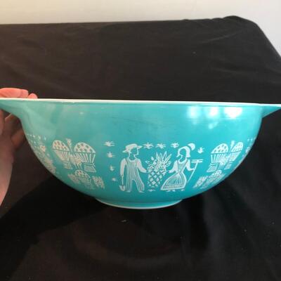 Vintage Pyrex Amish Butterprint Cinderella Turquoise 3 Nesting Bowls (K-JF)