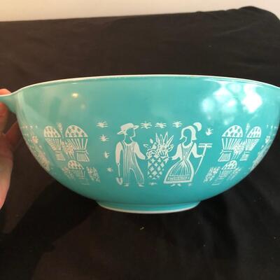 Vintage Pyrex Amish Butterprint Cinderella Turquoise 3 Nesting Bowls (K-JF)